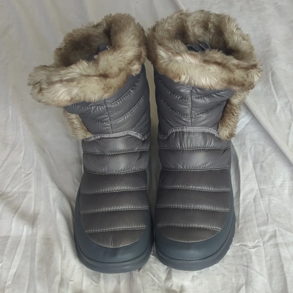 The North Face Women's Thermoball Microbaffle Bootie II - Picture 4 of 12